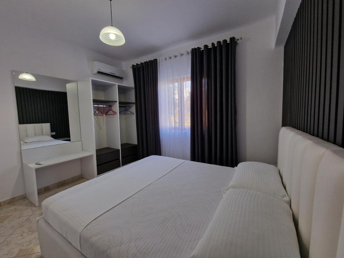Vila Anxhelo Ksamil Extérieur photo