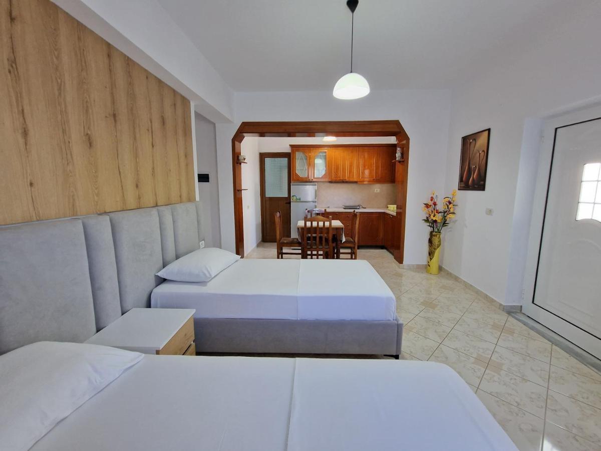 Vila Anxhelo Ksamil Extérieur photo