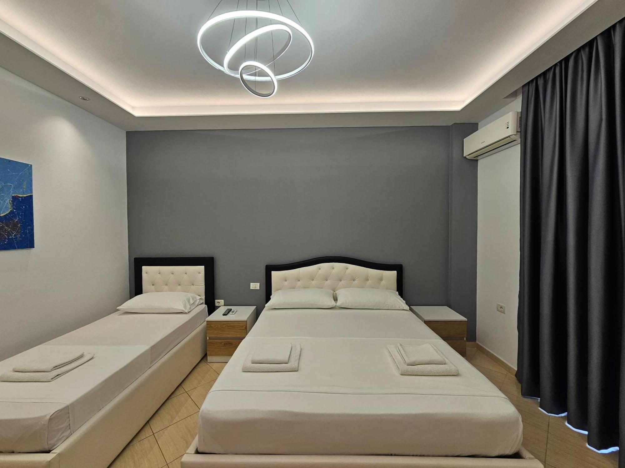 Vila Anxhelo Ksamil Extérieur photo